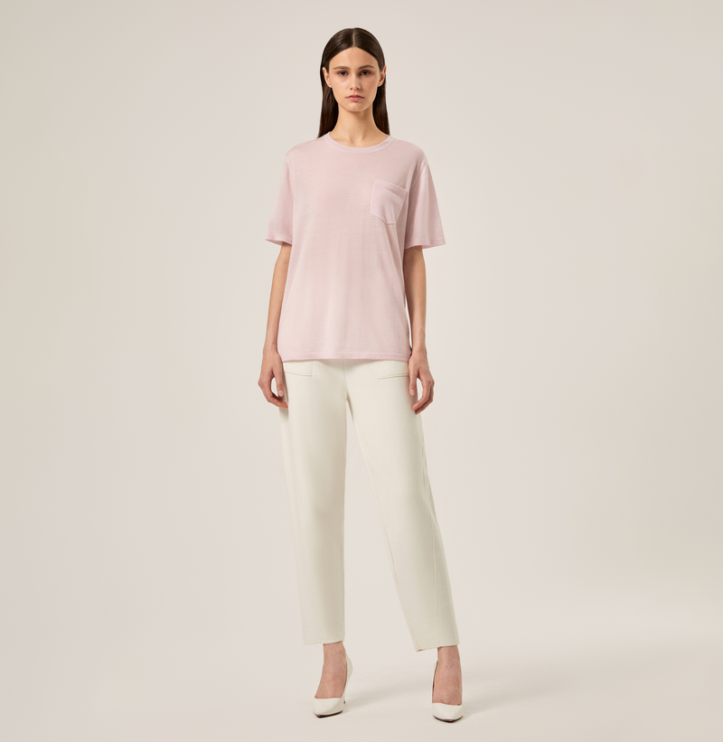 Cashmere short sleeves crew-neck t-shirt in pink. left-view