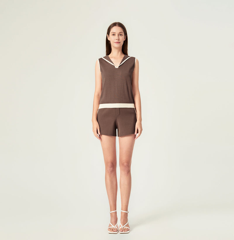 Collared vest in coffee color. left-view