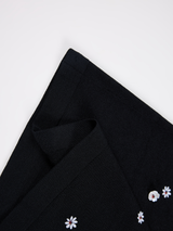 EMBROIDERED U-NECK VEST