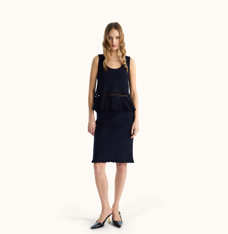 Embossed Texture U-Neck Tank Top – CRUSH Collection