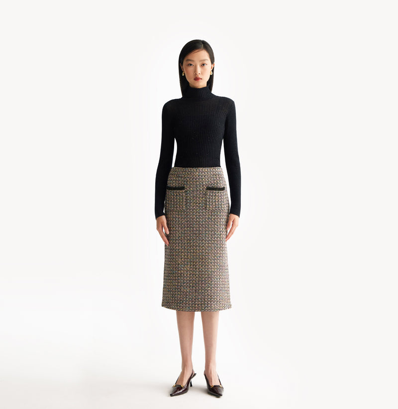 Black cashmere ribbed turtleneck top with ombré effect and metallic shimmer crafted using water soluble technology for ultra softness. front-view.