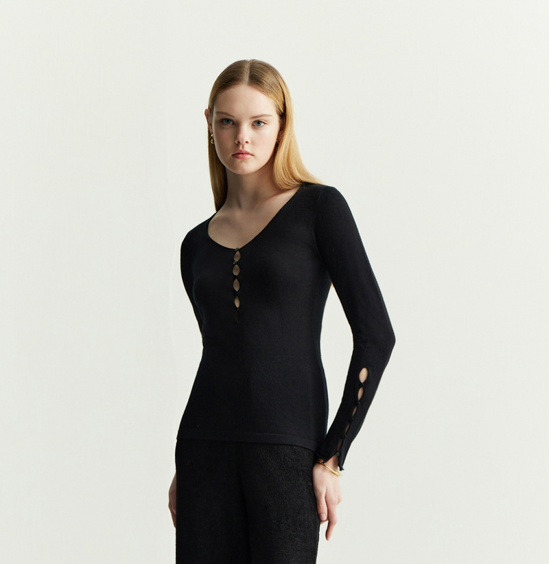 SILK CASHMERE BUTTONED TOP