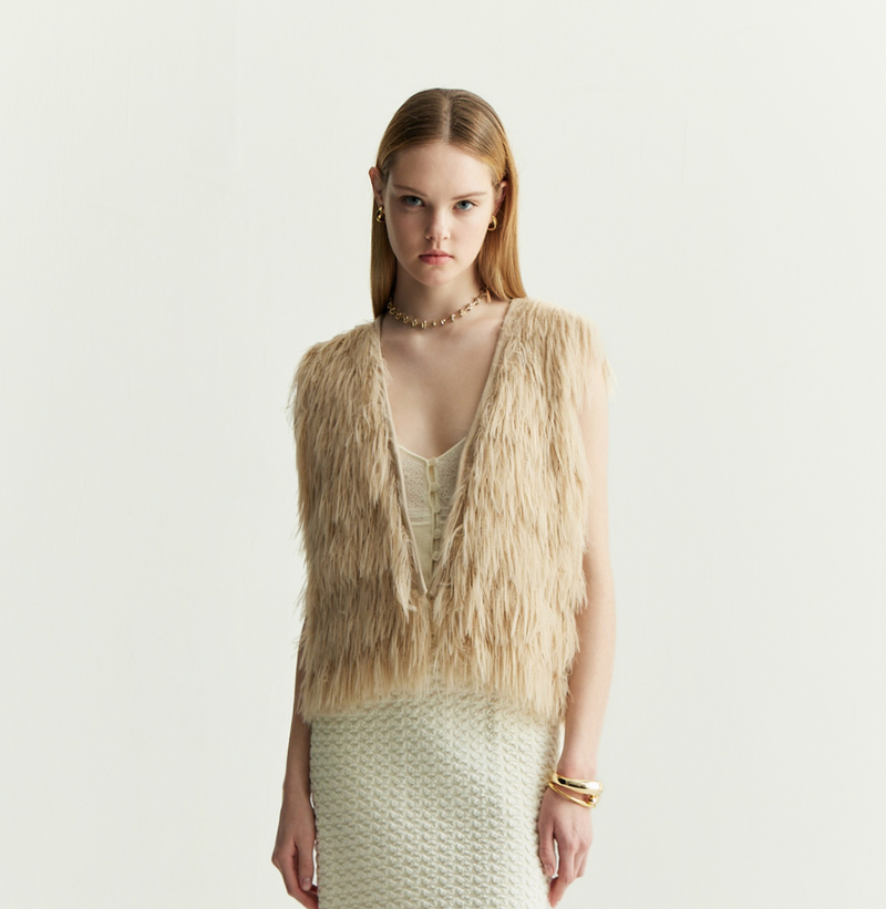 FEATHER GILET