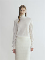 CASHMERE LONG-SLEEVE TURTLENECK TOP