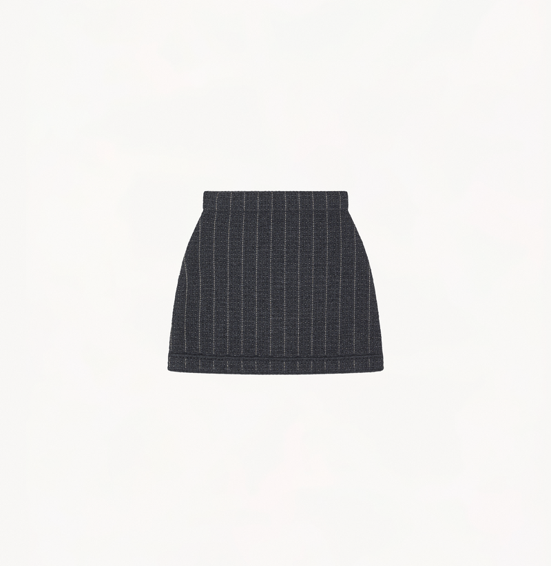 Striped bouclé skirt in ash grey.