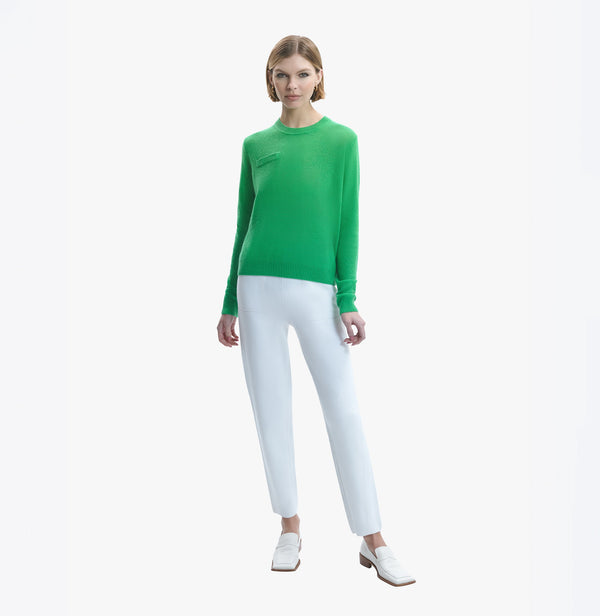 Long sleeves cashmere sweater crew neck in green.