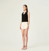 Color block shorts in beige. right-view