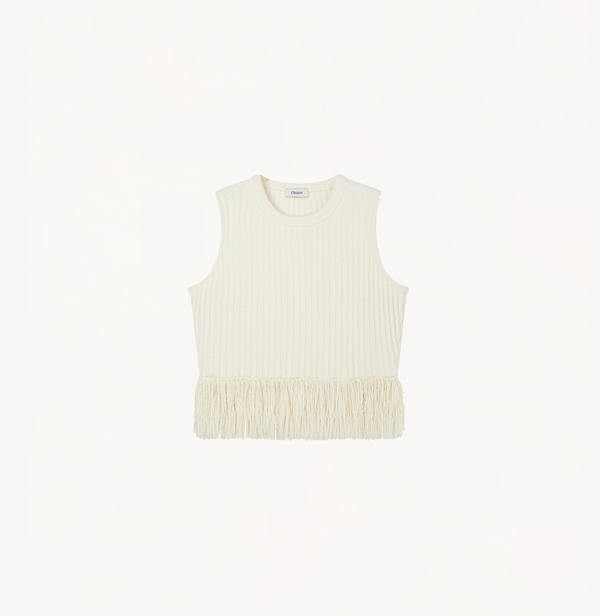 Cashmere vest with fringe in ivory.