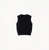 Colorblocked tank top with a heart in black.