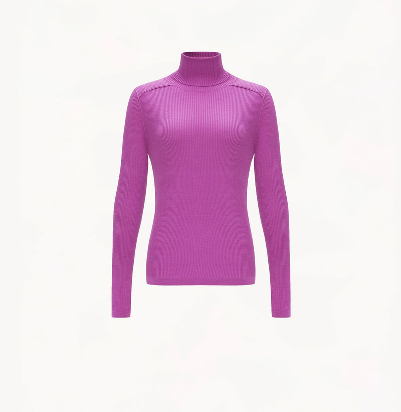 Silk and cashmere long sleeve ribbed top in purple.