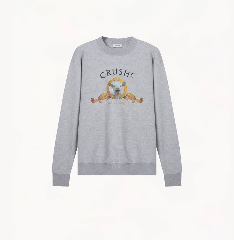 Merino wool crewneck sweatshirt with printed lamb pattern in sand.